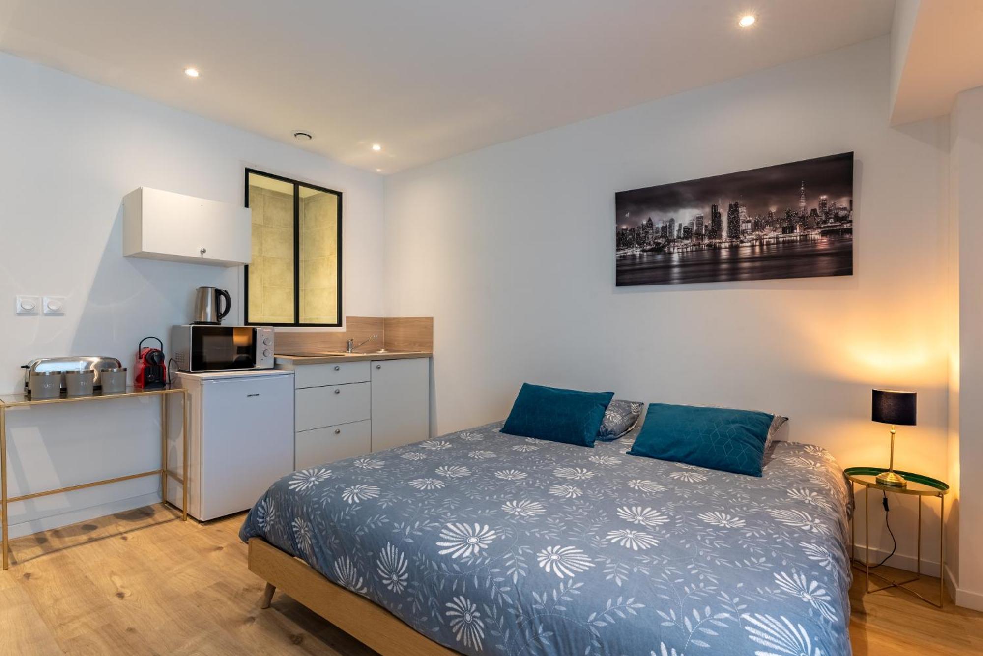 Le Fruit Defendu "Love Room" Jacuzzi Centre Ville روان المظهر الخارجي الصورة